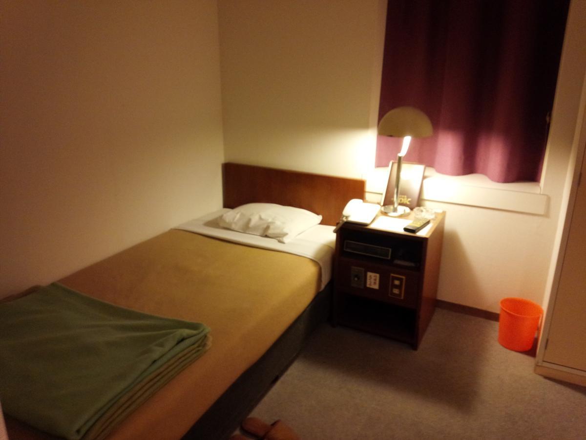 Business Hotel Ok Oszaka Kültér fotó