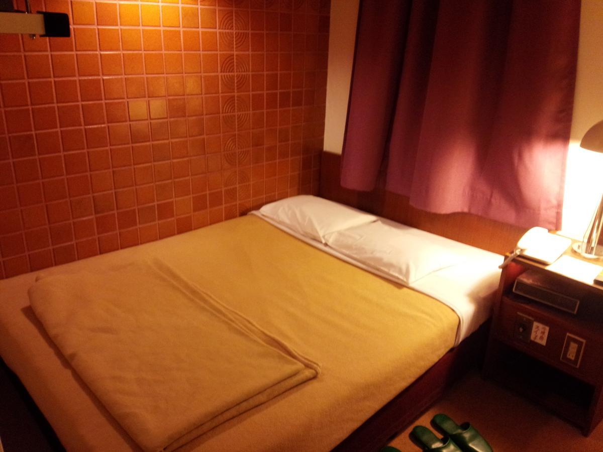 Business Hotel Ok Oszaka Kültér fotó